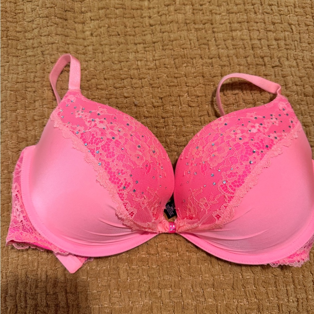 Victoria’s Secret Push Up Bra - 36D